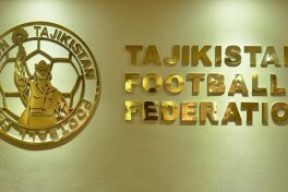 TFF Tojikiston oliy ligasining barcha jamoalariga ekipirovkalar sovg'a qildi