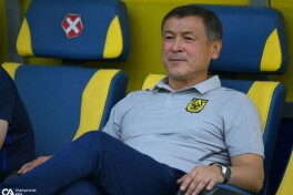 Телевидениедаги бир оғиз сўзи учун испан клубига ўтолмаган, Пеле билан суратга тушган, Афғонистондаги урушга жўнатиш билан таҳдид қилинган, тўққиз йил институтда ўқиган Қосимов билан катта интервью