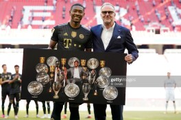 Rummenigge: “Uni “Bavariya”dan qo'yib yuborganim uchun uzr so'ramoqchiman”