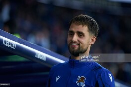 Yanuzay "Everton"ga o'tmoqchi