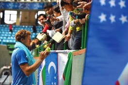 Olamsport: Tennisga "kimdir" qiziqishi shartmi?, o'zbek karatesidagi talon-tarojlik va boshqa xabarlar