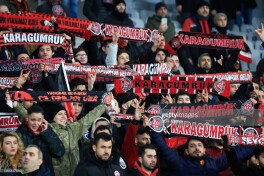 Turkiya Superligasi. "Fatix Karagumruk" - "Giresunspor". Otabek Shukurov asosiy tarkibda