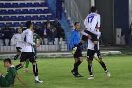 Pro liga. "Sho'rtan" o'z uyida "Yangier" darvozasiga javobsiz 4 ta to'p kiritgan o'yindan GALEREYA