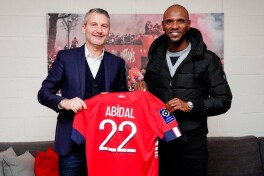 Abidal "Lill"ning Fransiya Kubogi doirasidagi "Trua"ga qarshi o'yiniga tashrif buyurdi