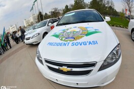 O'zbekiston yoshlar terma jamoasi a'zolari "Lacetti Gentra" avtomobili bilan taqdirlanishdi. Yaqin yillarda terma jamoadan yana kimlar "toychoqli" bo'lgandi?