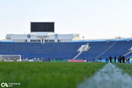 Bir nechta jamoalar ommaviy savdolar orqali sotiladi. Ro'yxatda "Nasaf", "Navbahor", "Paxtakor" va boshqa klublar bor
