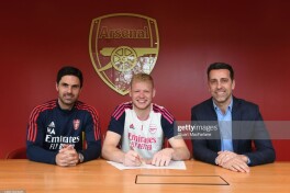 "Arsenal" darvozaboni bilan shartnomani uzaytirdi va maoshini oshirdi