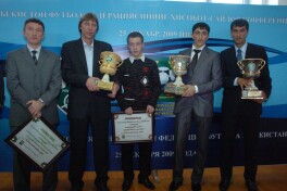 Fotoarxiv. Stadiondagi Dilnoza Kubaeva va Jahongir Otajonov, "Nasaf-2011", "Sho'rtan-2011" va Sherali Jo'raev  