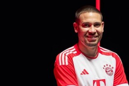 Rafael Gerreyru: "Bunday buyuk klub safida to'p tepish men uchun sharaf"
