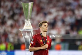 "Roma" Diego Lorentening ijarasini yana bir mavsumga uzaytiradi