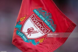 "Liverpul" safar, mashg'ulot va darvozabonlar libosini namoyish qildi