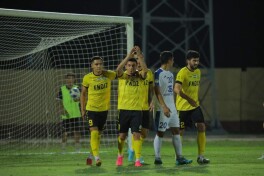 "Neftchi" Tojikiston jamoasini yirik hisobda mag'lub etdi