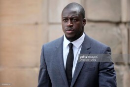 Mendi "Manchester Siti"dan 2 yillik maoshini olmoqchi