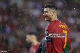 Ronaldu penaltilarni hisobga olmaganda 700-golini urdi