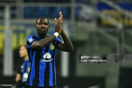 Markus Tyuram Messi sovg'a qilgan butsasini do'stiga berib yuborgani haqida aytib berdi