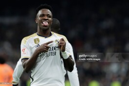 "Real" futbolchisi Krishtianu Ronaldu tomonidan taqdim etilgan sovg'a bilan maqtandi