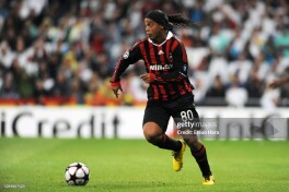 Ronaldinyo mashg'ulotga vaqtida yetib kelgani uchun Allegri undan qutulmoqchi bo'lgan?   