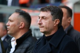 Shota Arveladze uch oylik faoliyatidan so'ng "Fatih Karagumruk" bosh murabbiyligidan ketdi
