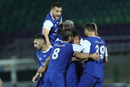 Eron. "Istiqlol Xuziston" "Zob Ahan" ustidan g'alaba qozondi. Tursunov 90 daqiqa harakat qildi