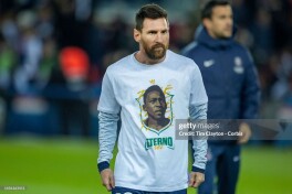 "Where is Messi?". "Give Me Sport" футбол тарихидаги энг яхши марказий ҳужумчилар рўйхатини шакллантирди