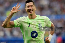 La Liga. Levandovskining 25 daqiqa ichida qayd etgan xet-trigi "Barselona"ga mehmonda "Alaves" ustidan g'alabani taqdim etdi