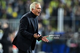 Yevropa ligasi. Mourinyu qizil oldi, MYU uchinchi o'yinda ham durang o'ynadi va boshqa natijalar