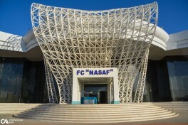 Qarshida bugun OCHL-2 o'yini bor. Stadiondan "qaynoq" suratlar