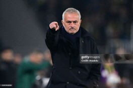 Turkiya chempionati. "Fenerbaxche" o'z maydonida ishonchli hisobda g'alaba qozondi, Immobile esa safarda "Beshiktosh"ni mag'lubiyatdan qutqarib qoldi.
