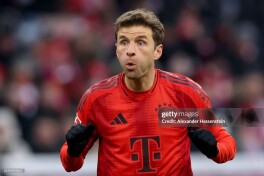 Bundesliga. "Bavariya" va "Xolshteyn Kiel" o'rtasidagi o'yinda 7ta gol urildi, "Borussiya" mehmonda "Xaydenxaym"dan ustun keldi