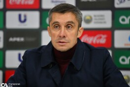 Никола Лазаревич: "Ким бундай майдонда футбол ўйнашга рухсат беряпти? Кимга шикоят қилишим керак? Майдонга тушиб, ҳолат қандай эканлигини кўриб олинг"