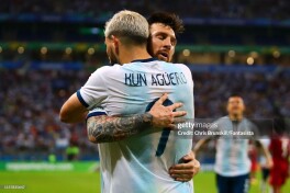 Aguero sobiq jamoadoshlaridan ramziy terma jamoa tuzdi