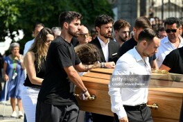 "Sen buni o'qiysan". Jotaning eng yaqin do'sti halok bo'lgan futbolchiga maktub yozdi