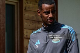 "Nyukasl" Isak bo'yicha rasmiy bayonot berdi