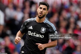 "Aston Villa" "Chelsi" va PSJ hujumchilarini tarkibiga qo'shib olmoqchi