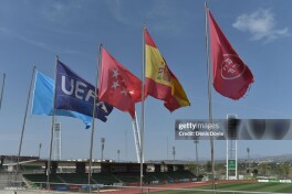 UEFA "Barselona" va "Milan"ga AQSH va Avstraliyada o'yin o'tkazishga ruxsat berdi, lekin tashkilot milliy ligalar o'yinlarini chet elda o'tkazishni qo'llab-quvvatlamaydi