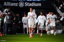 MYU "Arsenal" va "Chelsi" qiziqayotgan futbolchi uchun kurashga qo'shildi