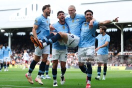 Gvardiola "Manchester Siti" himoyachisini maqtadi