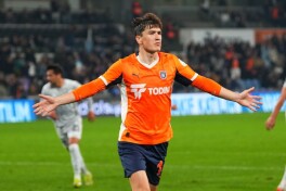 Shomurodov Onuachuga yetib oldi