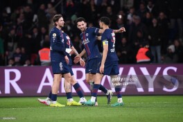Liga 1. PSJ "Lans"ning mag'lubiyatidan foydalanib qoldi va g'alabaga erishgan holda birinchi o'ringa qaytdi