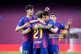 La Liga. "Barselona" o'z maydonida yirik g'alabaga erishdi va jadvalda birinchi o'ringa chiqib oldi