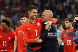 Portugaliya bosh murabbiyi: "Saudiya Arabistoniga ko'chib o'tganidan keyin Ronalduning darajasi pasaygani alomatini ko'rmayapman"