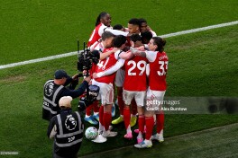 APL. "Arsenal" o'z uyida "Byornli"ni mag'lub etib, chempionlikka katta qadam tashladi