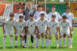 "CAFA U-20 championship". Eng yaxshi futbolchi, eng yaxshi darvozabon va eng yaxshi to'purar O'zbekistondan