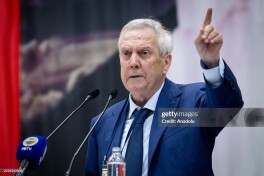 Aziz Yildirim "Fenerbaxche" prezidenti lavozimiga qaytdi
