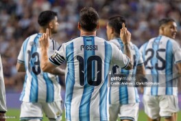 Argentina terma jamoasi o'rtoqlik uchrashuvida Islandiyani tor-mor etdi. Messidan gol
