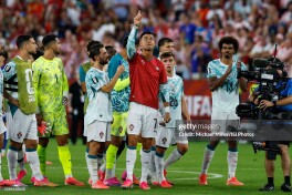"Krishtianu avvalgidek emas". Ispaniya darvozaboni Simon - JCH 1/8 finali oldidan Ronaldu haqida gapirdi