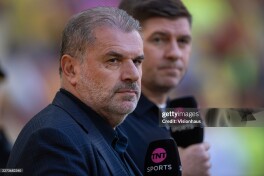 Postekoglu Ronaldu to'p suradigan "Al Nacsr"ga tayinlangani haqida: "Bunday katta klubni boshqarish men uchun ulkan sharaf"