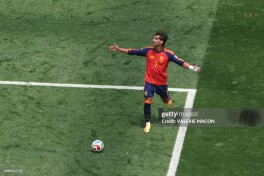"The Athletic" "Barselona" nima sababdan yozda Ferran Torresni sotib yubormoqchi ekanligini oshkor qildi