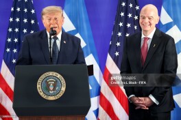 "Мен шунчаки Инфантинога маслаҳат бердим". Трамп — Балогуннинг ЖЧ-2026даги қизил карточкаси бекор қилингани ҳақида