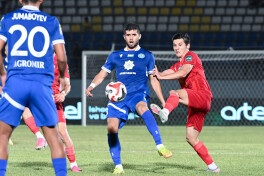 "Qizilqum" o'z uyida "Dinamo"ga yutqazgan o'yindan GALEREYA
